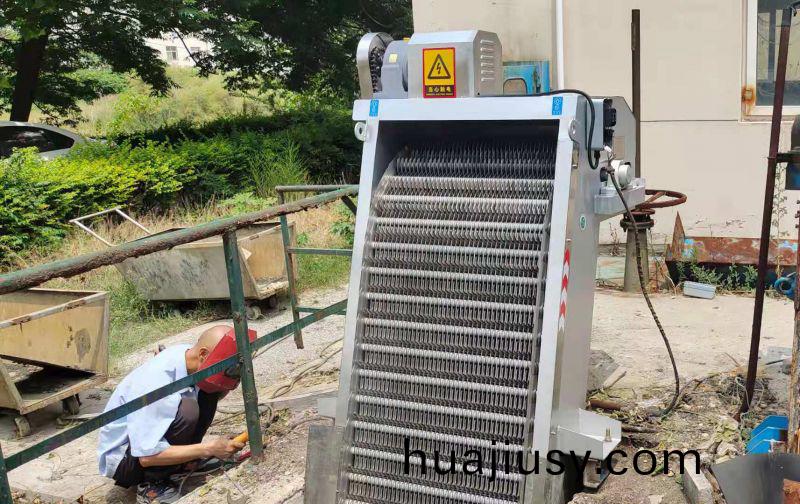 鄭州格(ge)柵汚水(shui)處理(li)設備