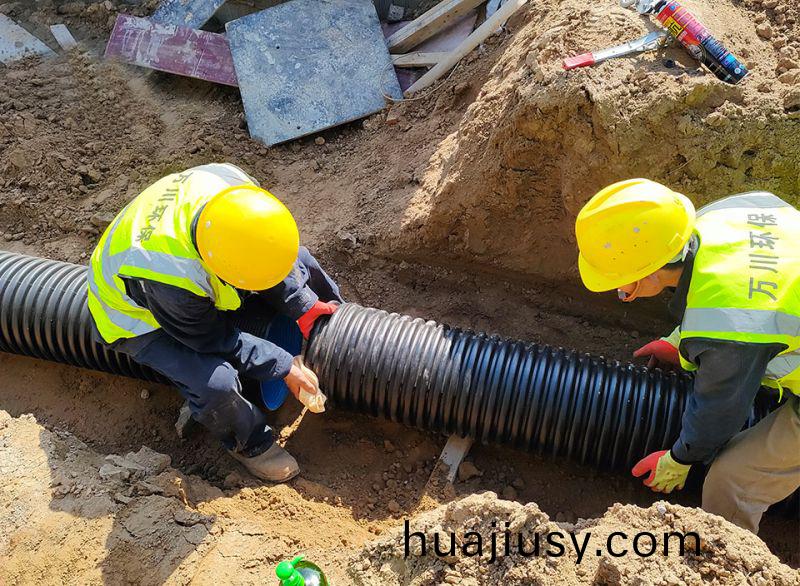 “五一”假期不停工 堅守一線(xian)保工期 緻敬一線工(gong)作者