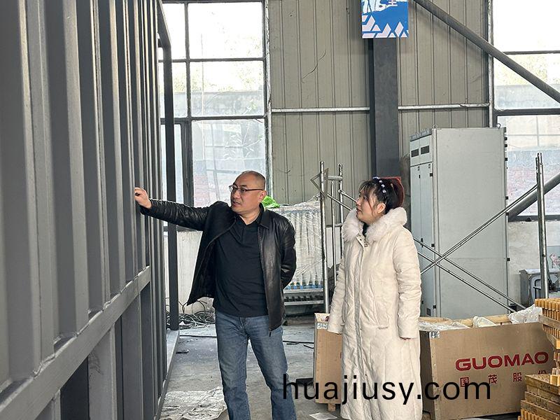 熱烈歡迎青島港項目荊總(zong)蒞臨我司視詧工作